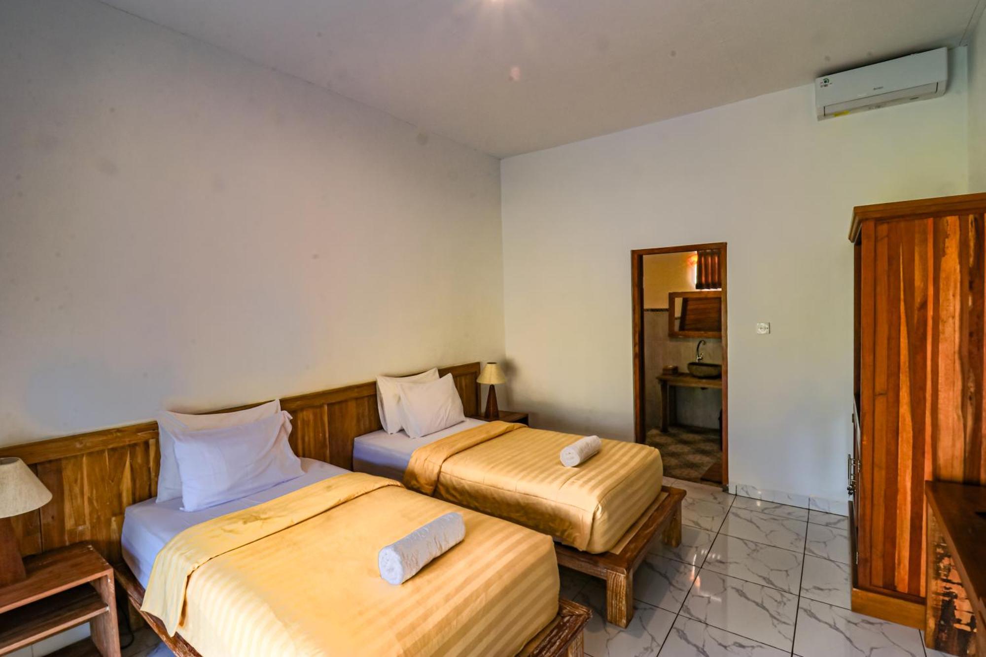 Mina Tanjung Hotel Exterior photo