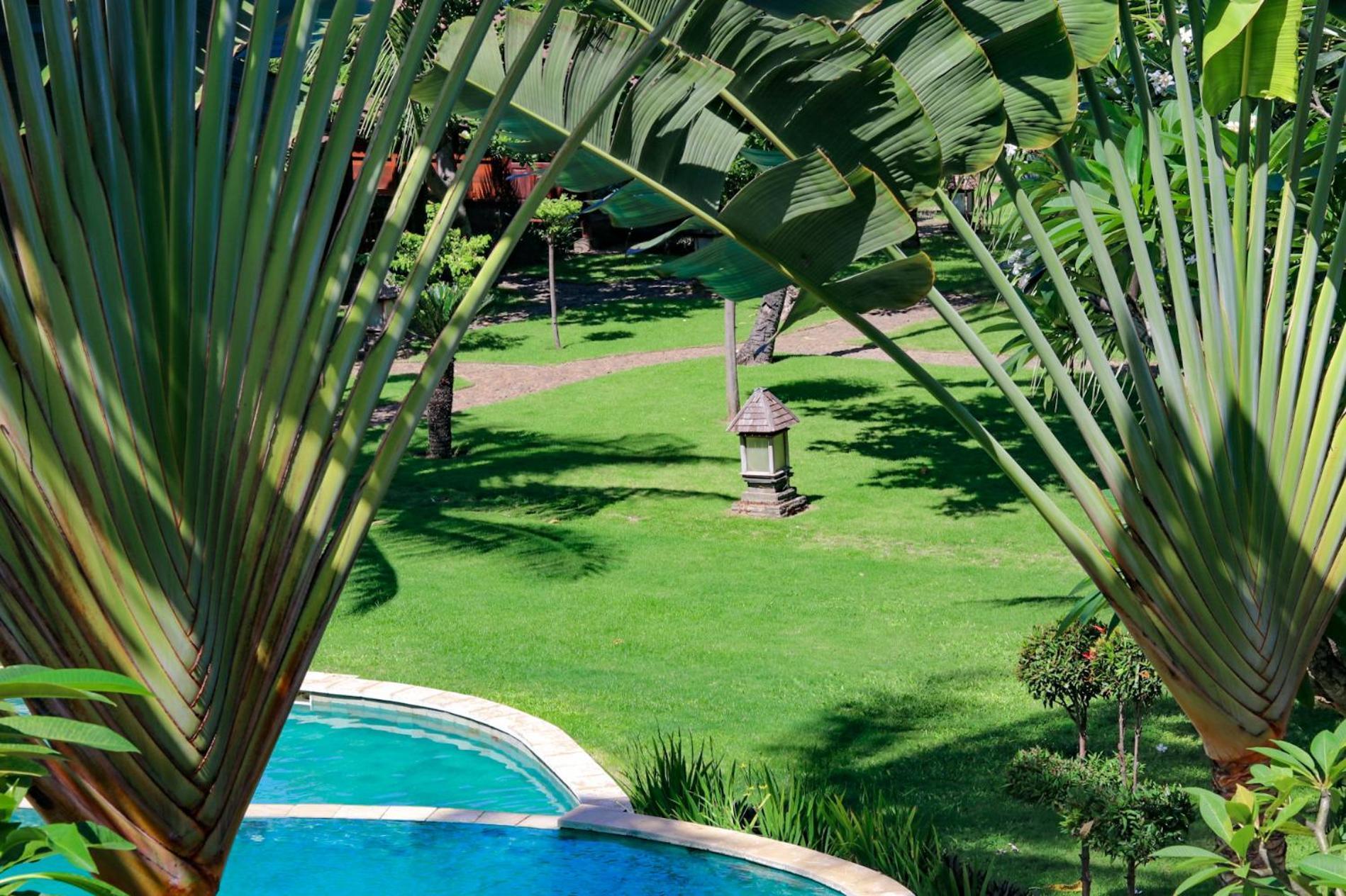 Mina Tanjung Hotel Exterior photo
