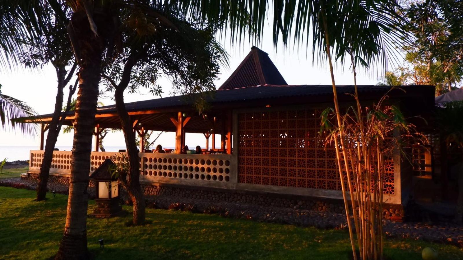 Mina Tanjung Hotel Exterior photo